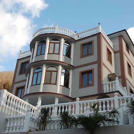 Mamzyshkha Guest House Gagra Exterior foto